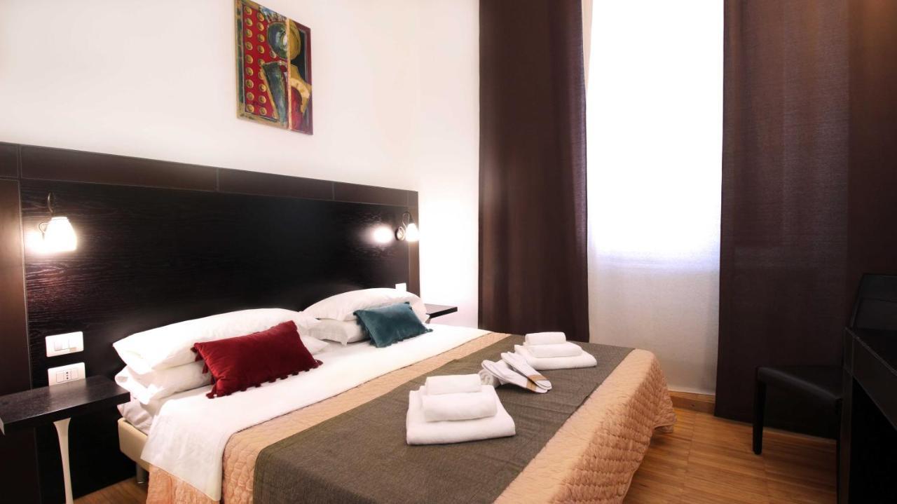Guest House Della Valle Roma Bagian luar foto